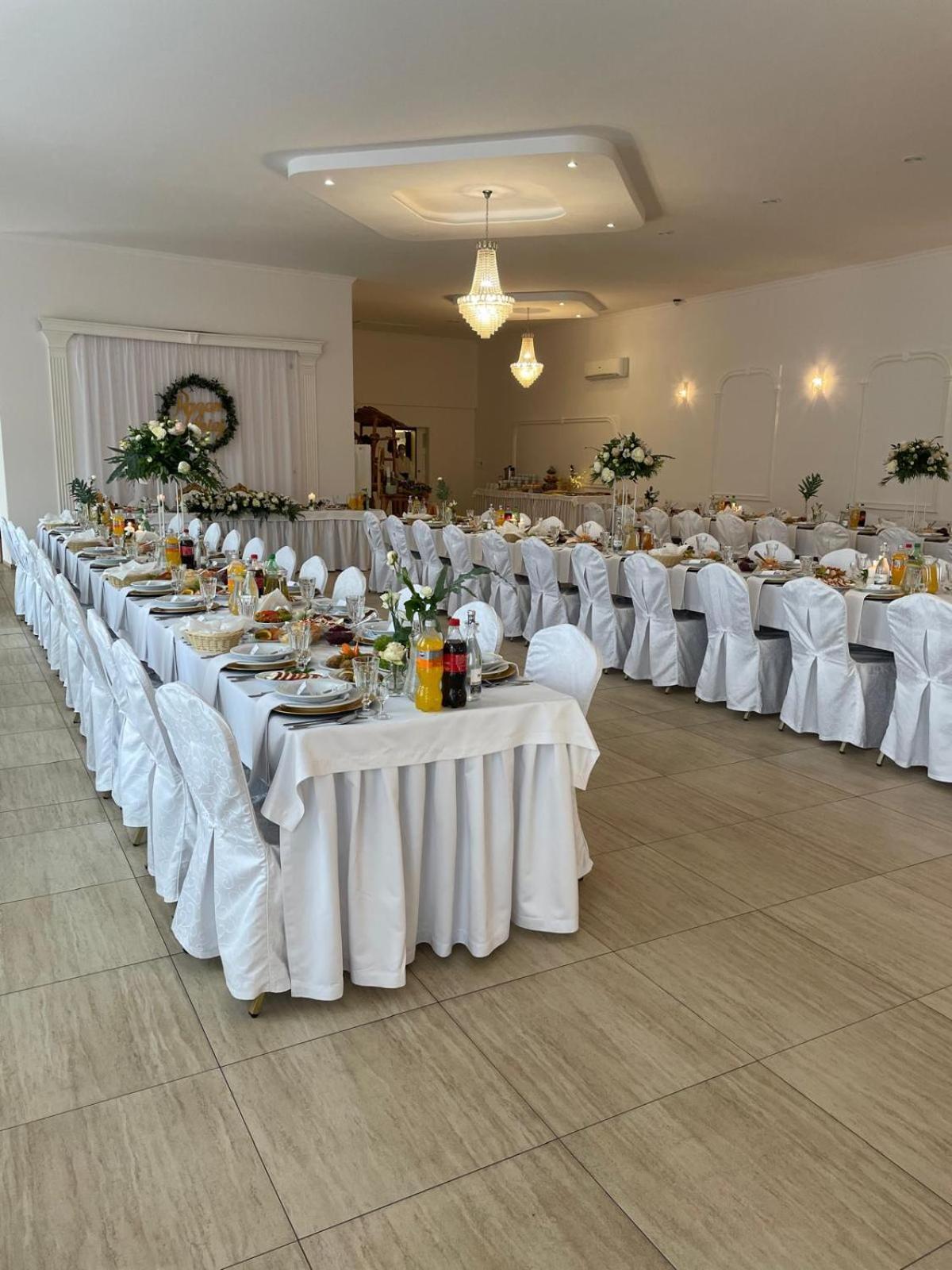 Marysienka Hotel Bisztynek Ngoại thất bức ảnh